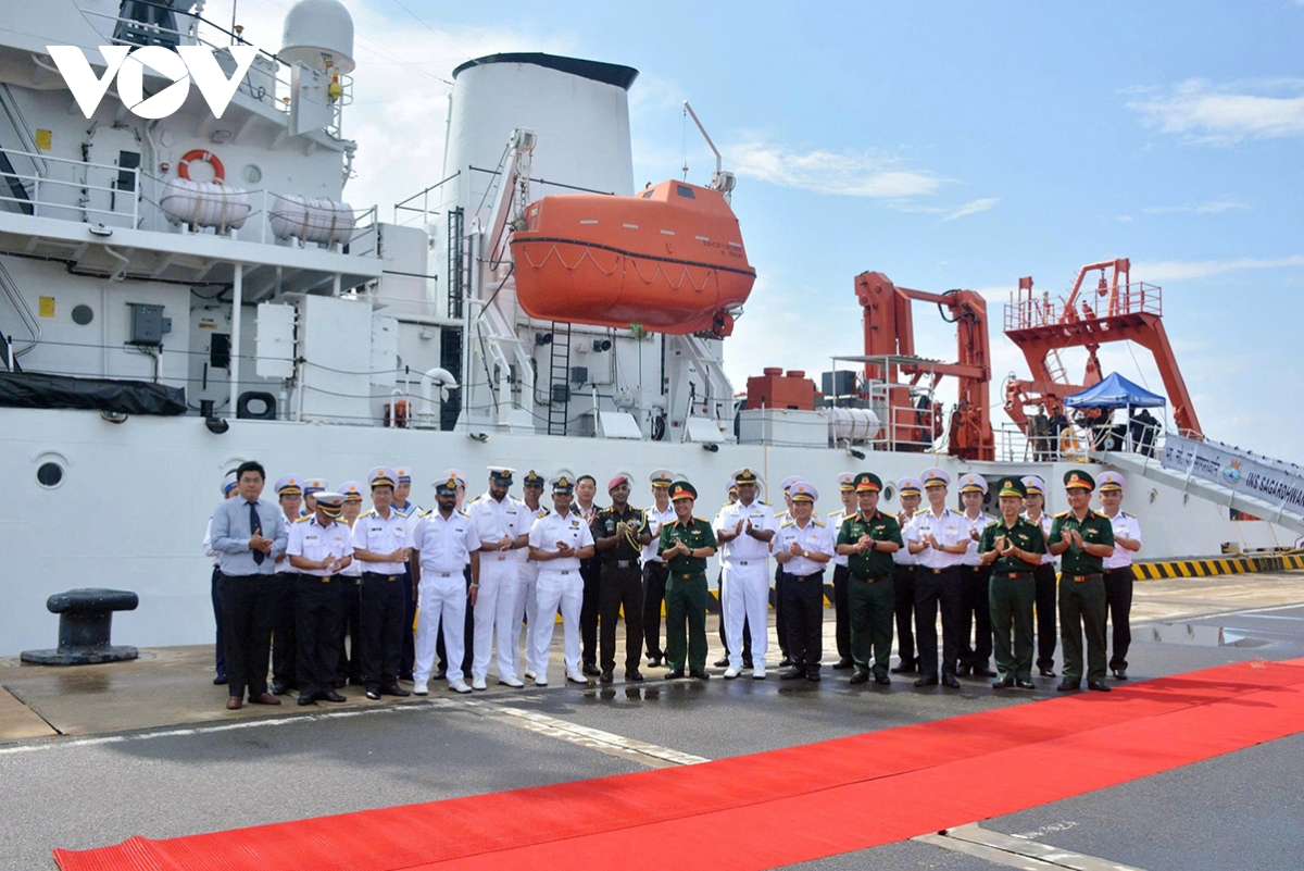 Indian Navy ship INS Sagardhwani begins four-day visit to Vietnam